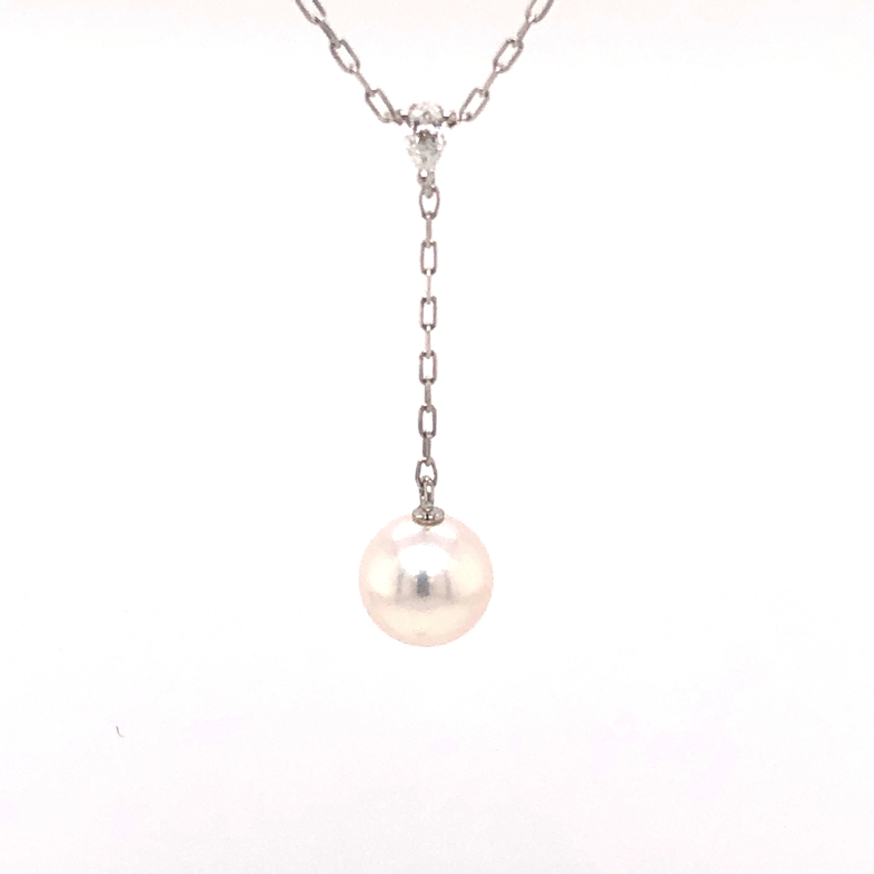 LADY S 18 KARAT WHITE GOLD NECKLACE WITH ONE 7.5MM ROUND WHITE PEARL AND ONE 0.08 CARAT PEAR SHAPED DIAMONDS F COLOR  VS CLARITY.