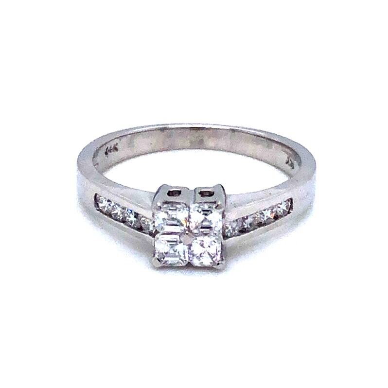 14 Karat White Gold Engagement Ring With 0.58TW Round Brilliant and Asher Cut G  SI Diamonds