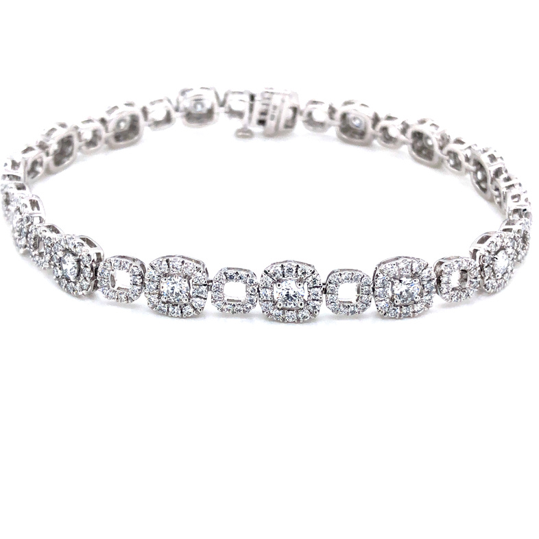 White 14 Karat Diamond Bracelet With 405=3.55Tw Round Brilliant G Vs Diamonds