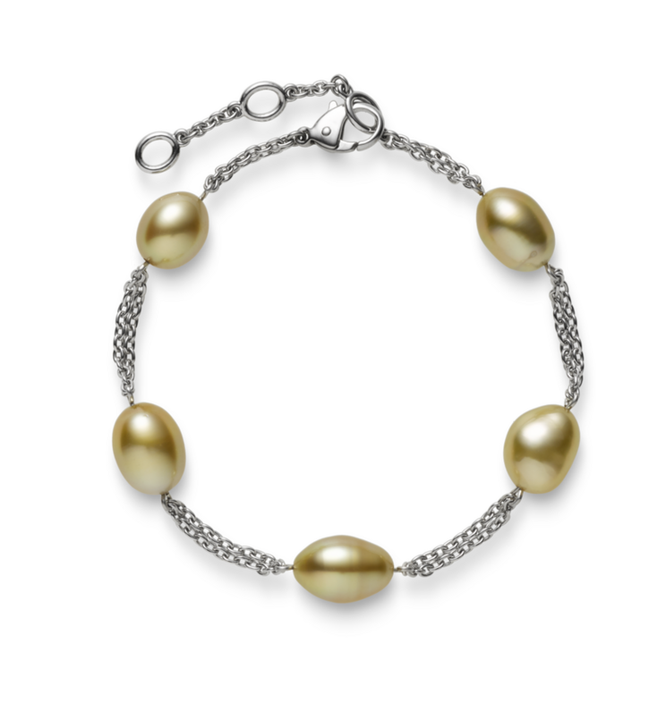 18 Karat White Gold Bracelet with 5=7.00-8.00mm Golden Pearls