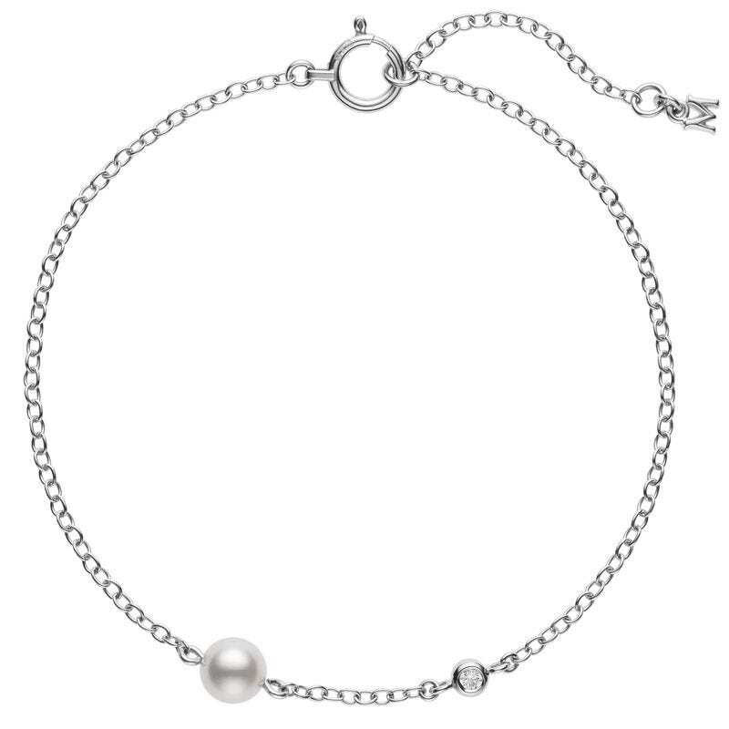 Lady s White 18 Karat Bracelet With One 5.00MM Cultured Pearl And One 0.02Ct Round Brilliant F VVS Diamond