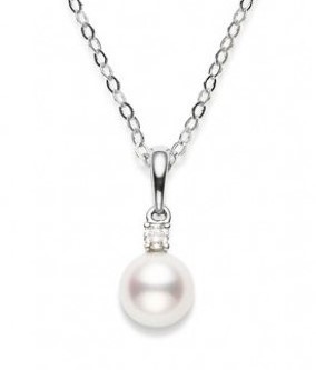Lady s White 18 Karat A+ Pendant Length 18 With One 7.50X7.00MM Cultured White Pearl And One 0.05Ct Round Brilliant F VVS Diamond  Style: Cable  Metal: 18K  Color: White