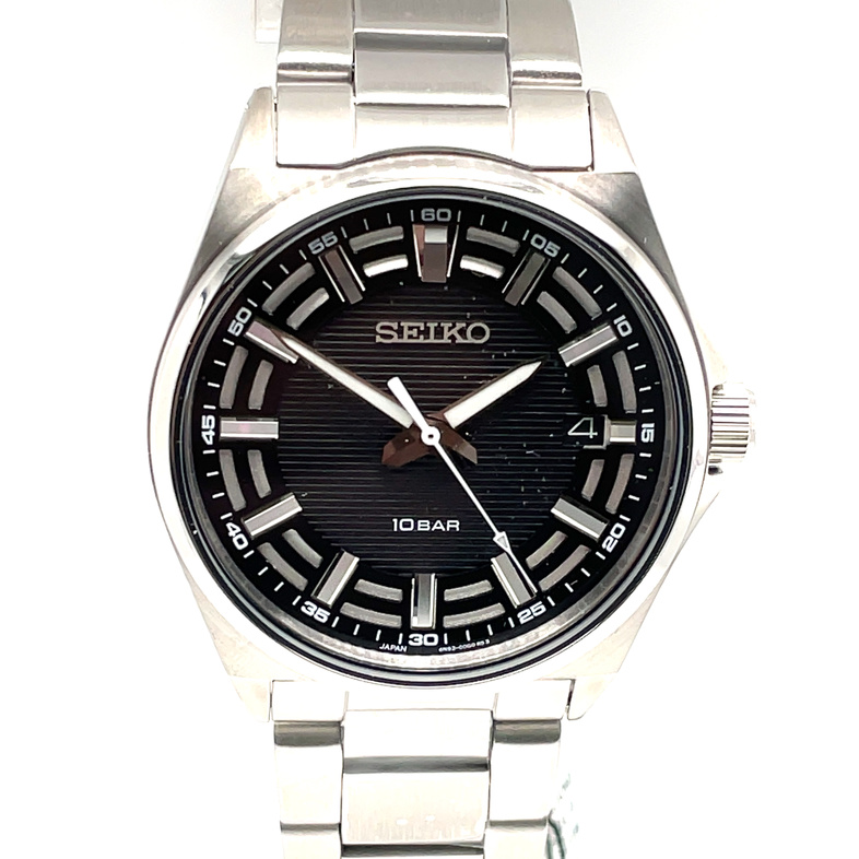 SEIKO BLACK DATE DIAL WITH SILVER ACCENTS; LINK BRACELET; STAINLESS