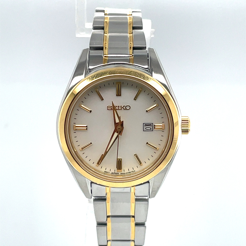SEIKO LDS 29.8MM ROUND WHITE MOTHER OF PEARL DATE DIAL; TT LINK BRACELET; STAINLESS/GOLD TONE