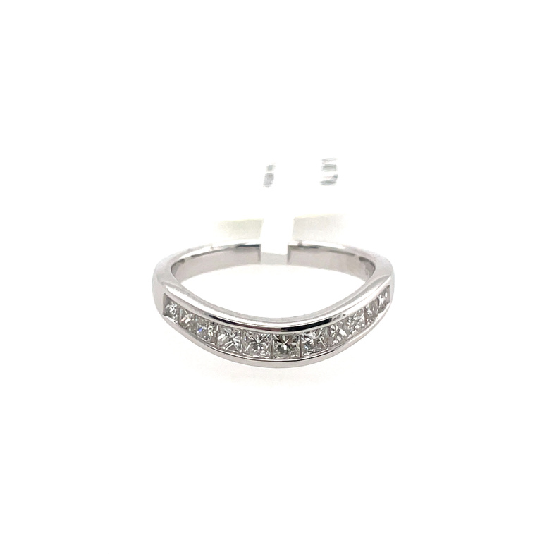.51CTW LDS DIAMOND CHANNEL-SET CURVED WEDDING BAND CONTAINING: 11 PRINCESS DIAMONDS; G-I; SI1=SI2; 14KW